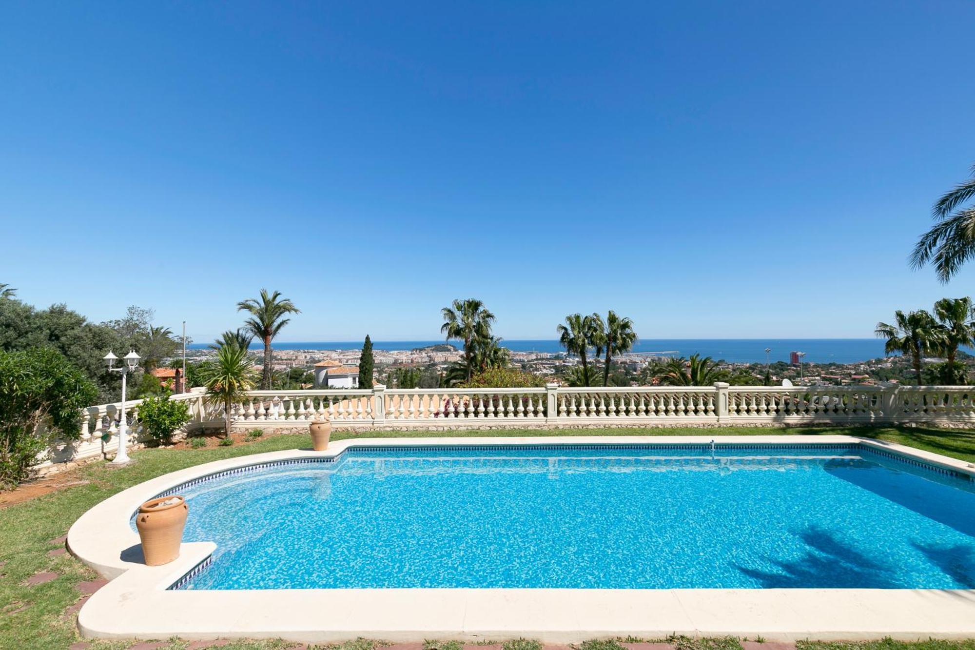 Montgo Villa *